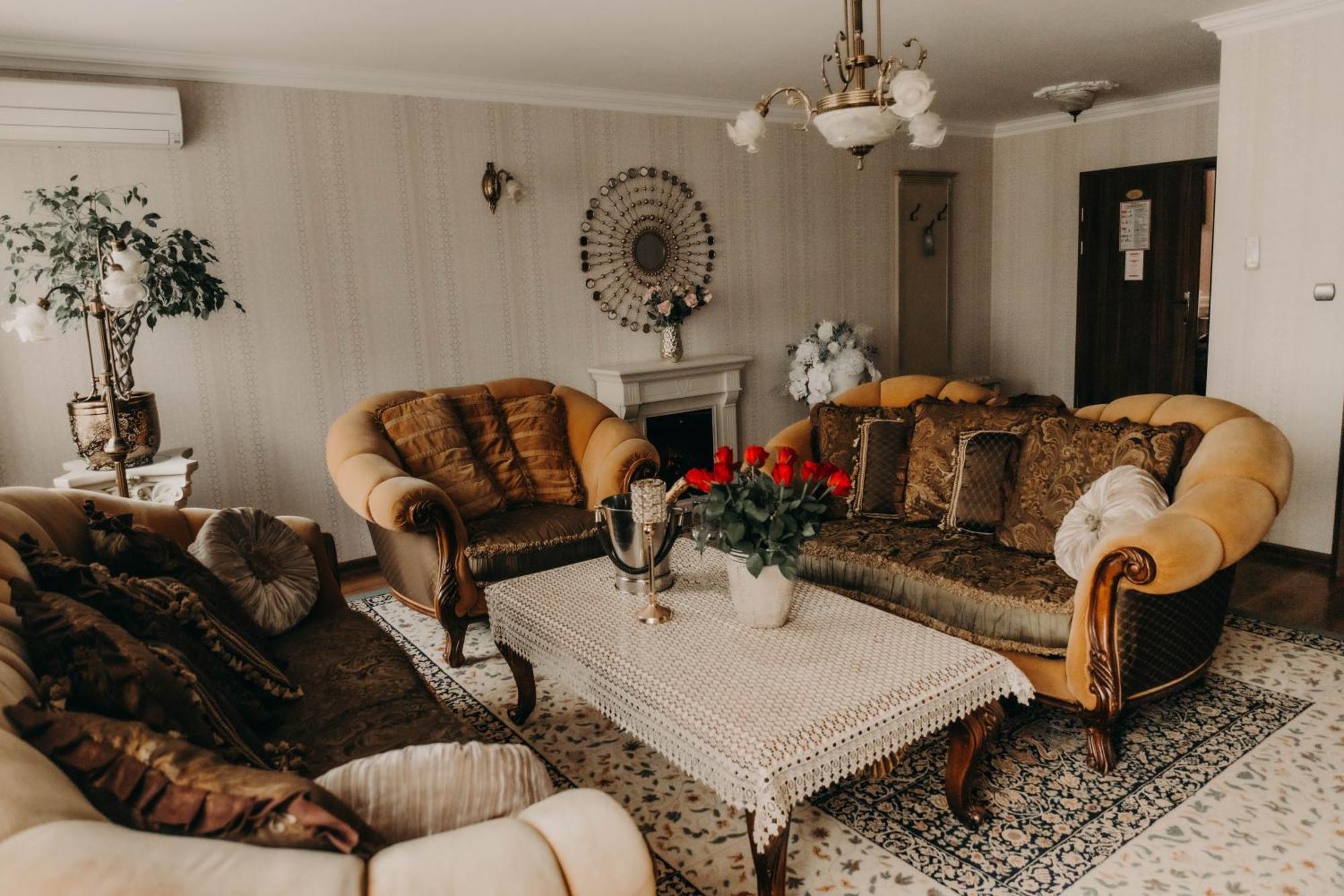 Olawian Hotel أوافا المظهر الخارجي الصورة