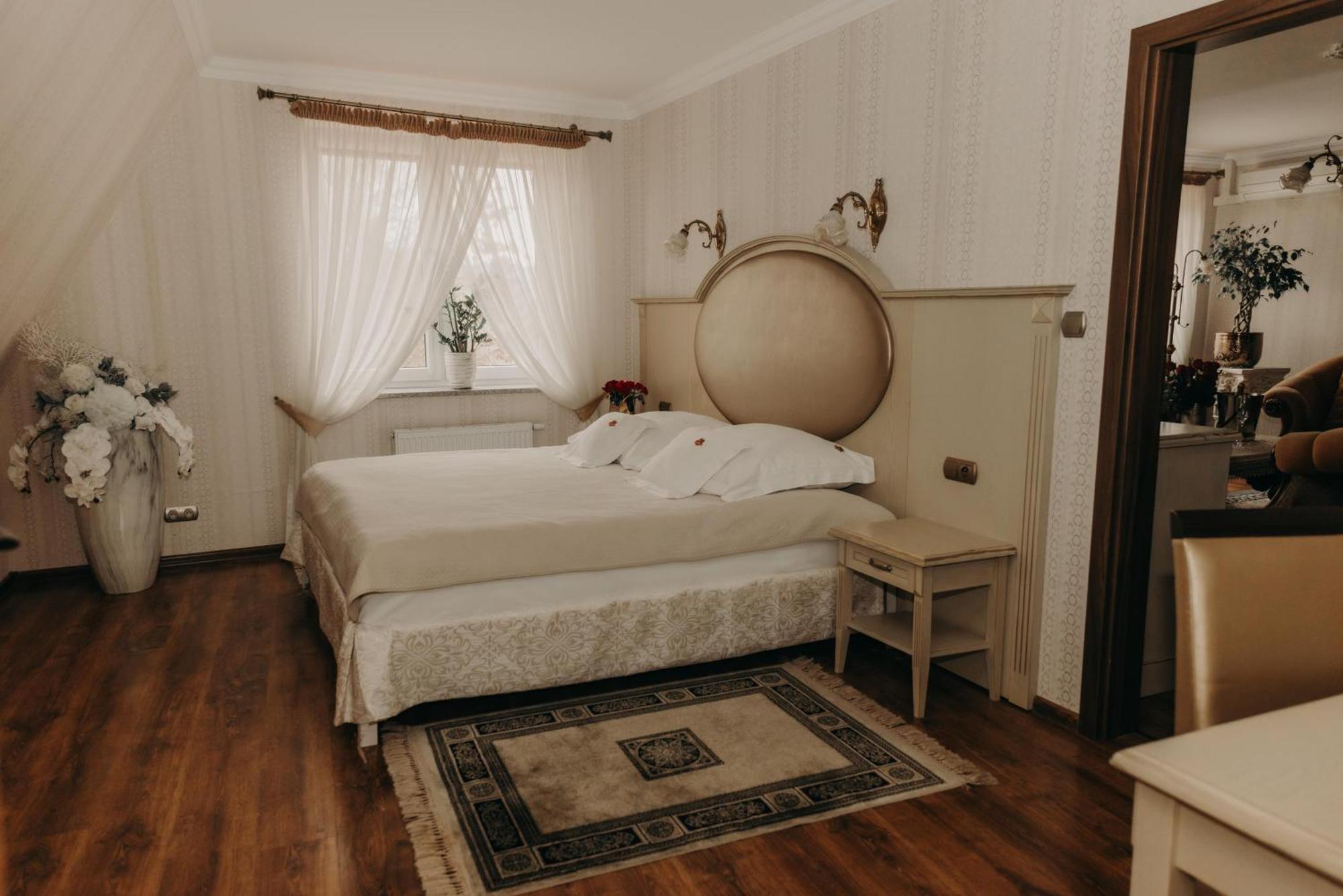 Olawian Hotel أوافا المظهر الخارجي الصورة